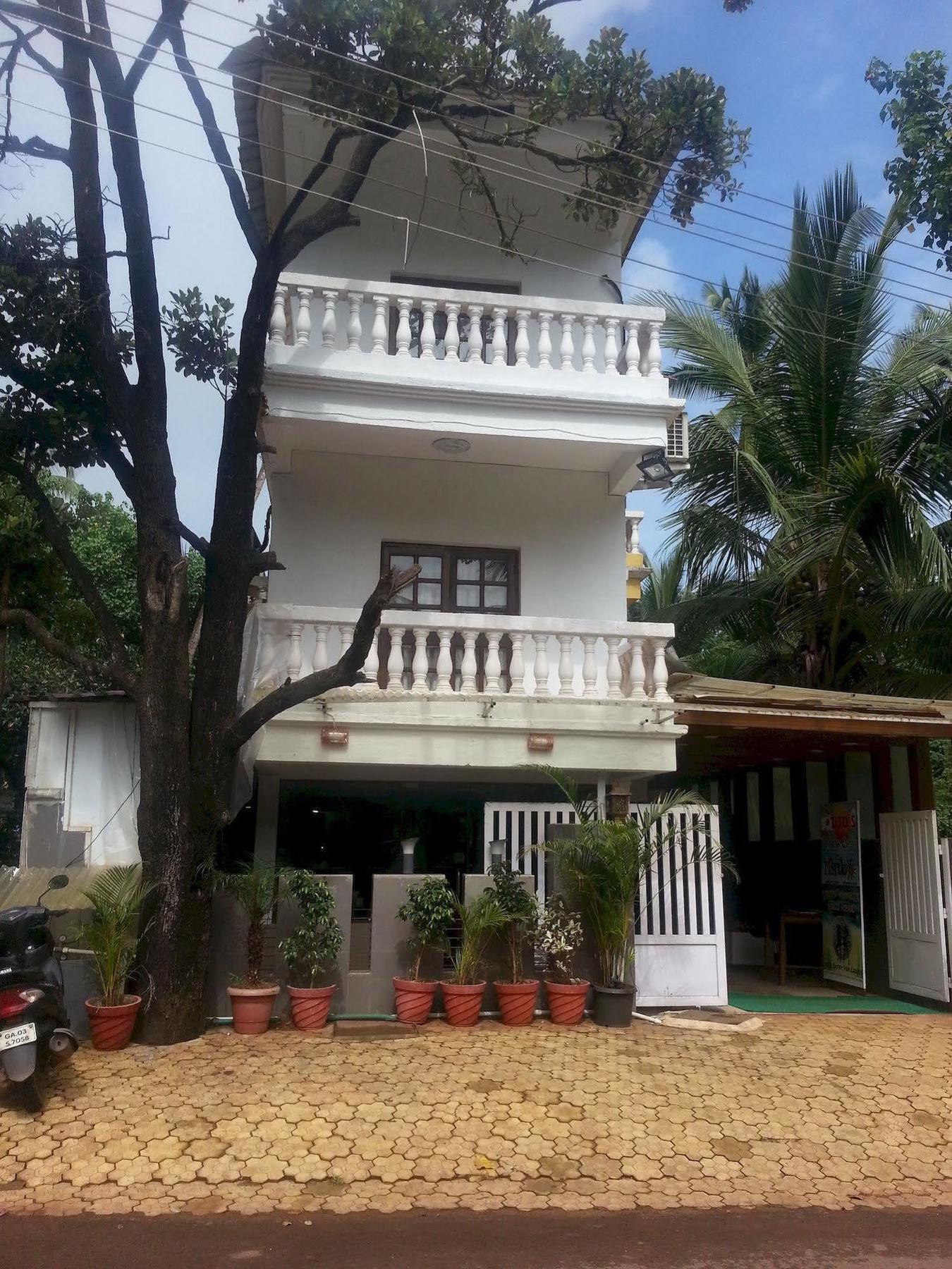 De Sai Palace Calangute Bagian luar foto