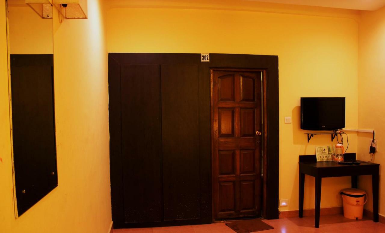 De Sai Palace Calangute Bagian luar foto