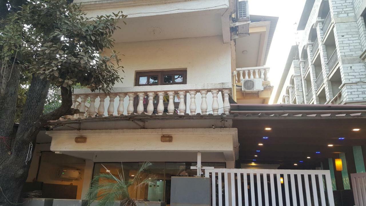 De Sai Palace Calangute Bagian luar foto